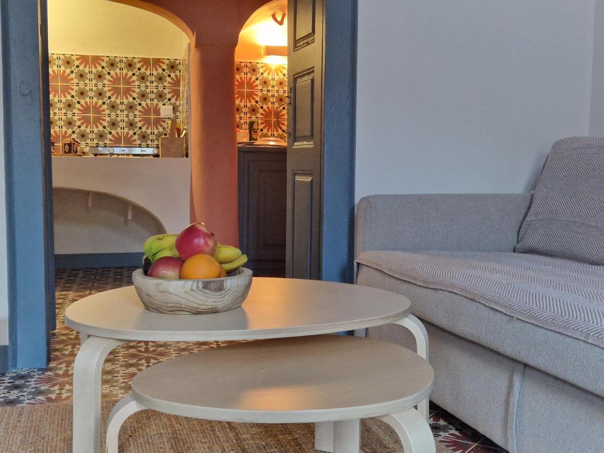 St.Mammas Traditional Apartment Mesaria Buitenkant foto